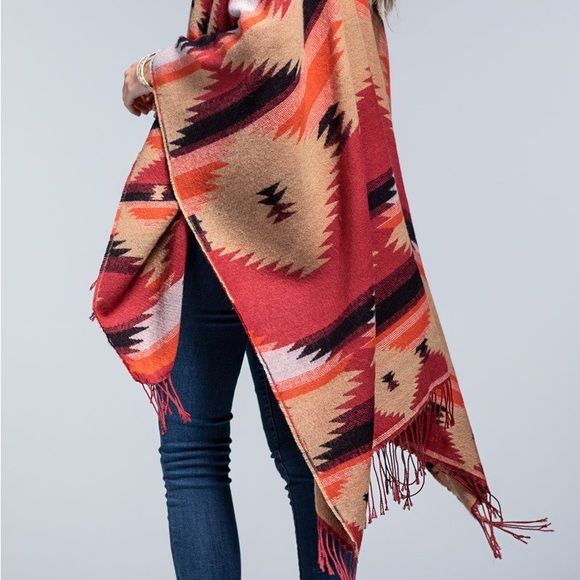 NWOT, Western Aztec Wrap, Ruana, Poncho, Shawl, Cape, One Size Fringe Oversized - Picture 10 of 13